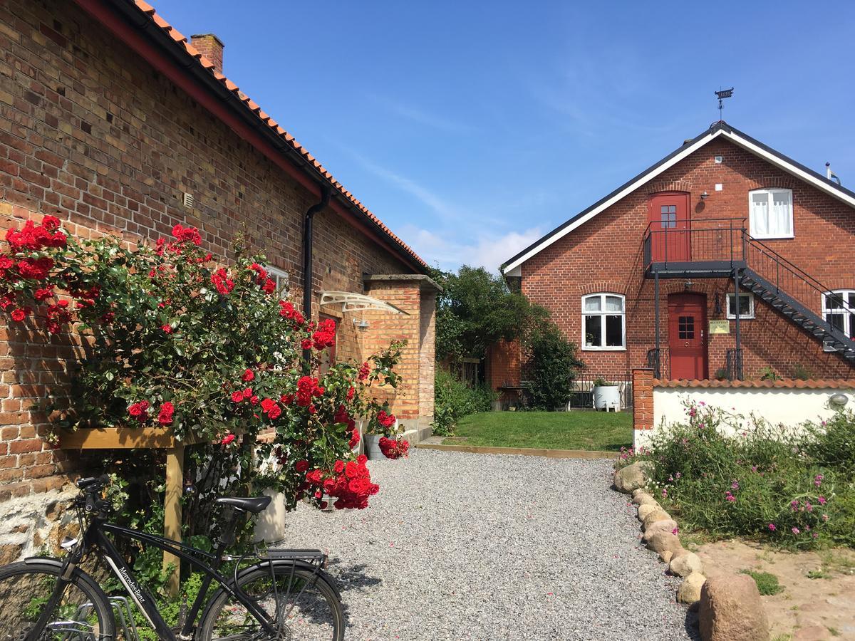Villa Sandby B&B Borrby Εξωτερικό φωτογραφία